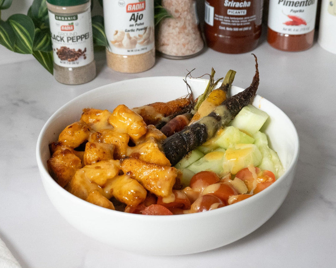 Cubitos de Salmón con Salsa Bang Bang